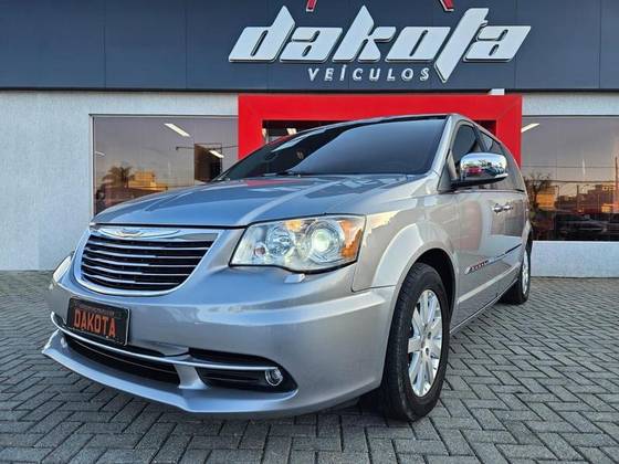 CHRYSLER TOWN & COUNTRY 3.6 LIMITED V6 24V GASOLINA 4P AUTOMÁTICO CHRYSLER TOWN & COUNTRY 3.6 LIMITED V6 24V GASOLINA 4P AUTOMÁTICO
